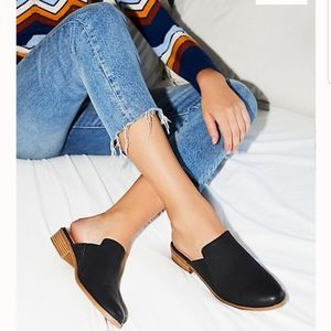 BC Footwear Vegan Austen Mule Flat-Size 7